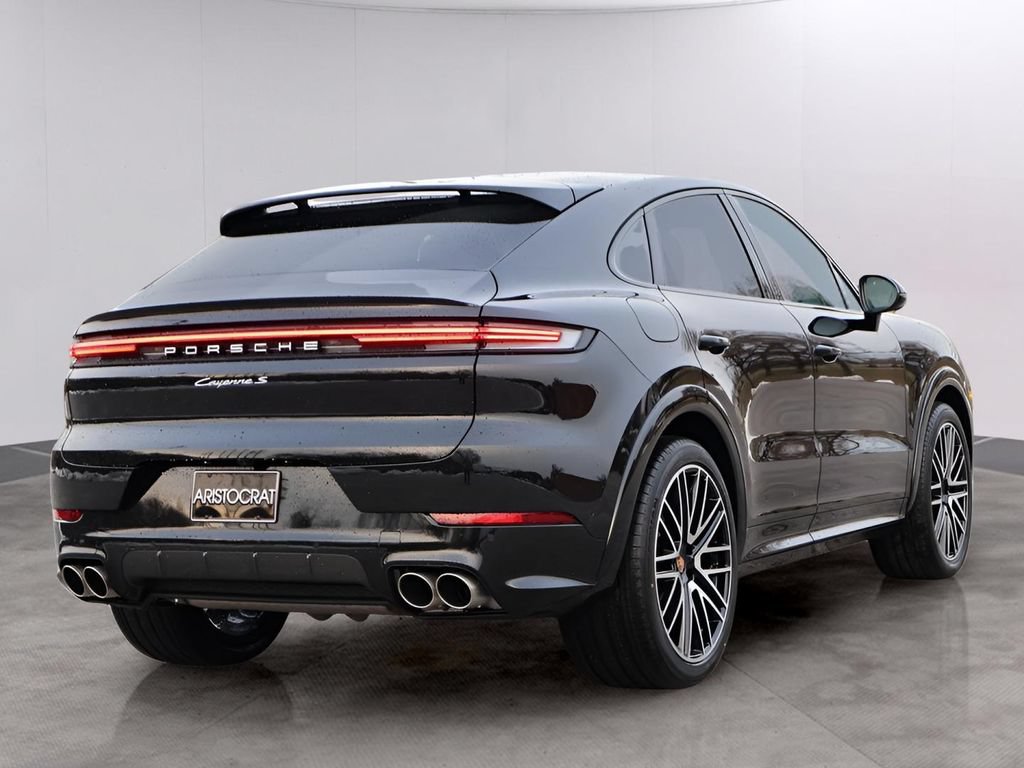 New 2026 Porsche Cayenne S AWD/4WD image 8