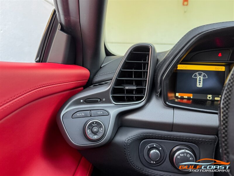Used 2014 Ferrari 458 Italia Coupe RWD image 19