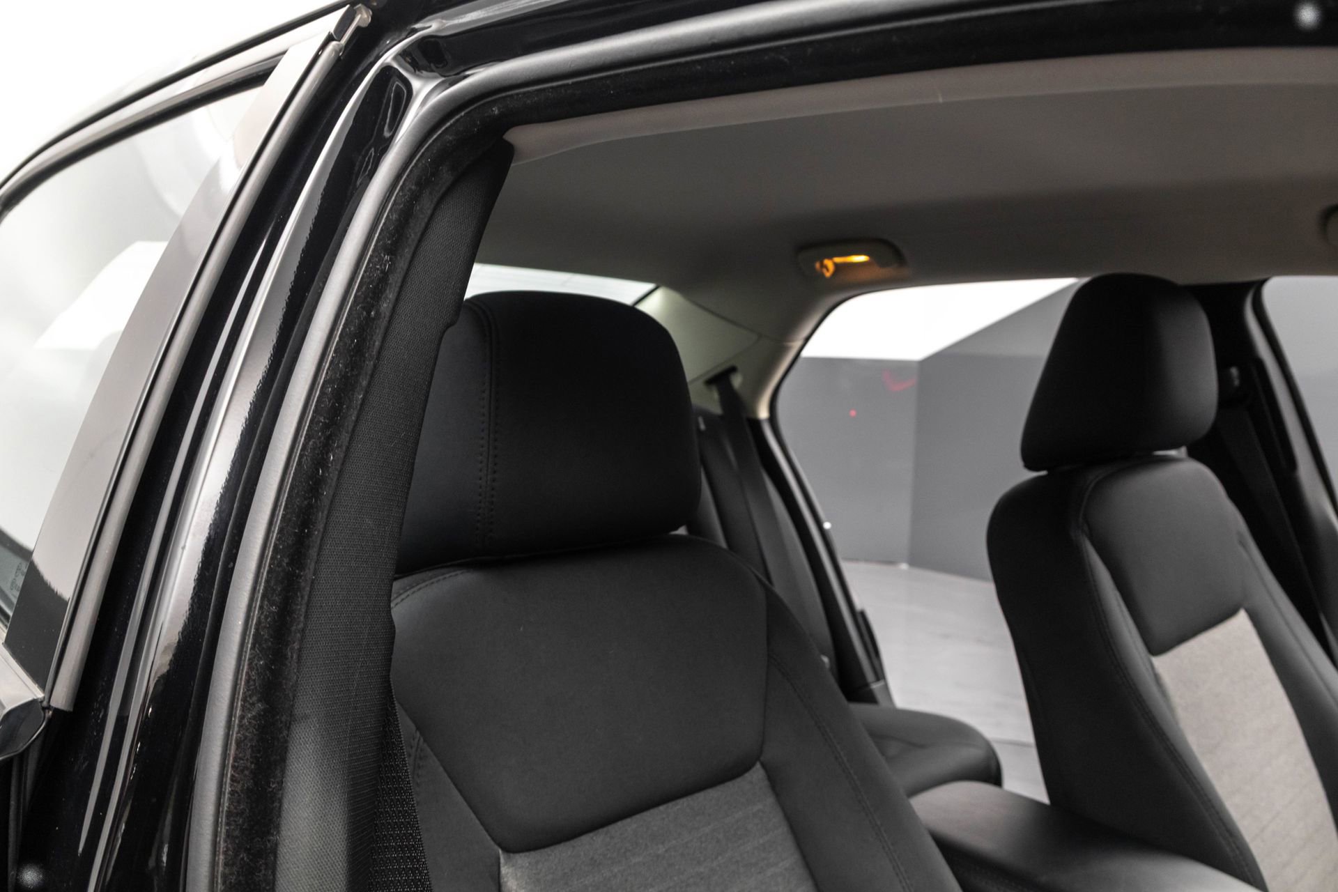 Used 2022 Chrysler 300 Touring w/ Sport Appearance Package image 38