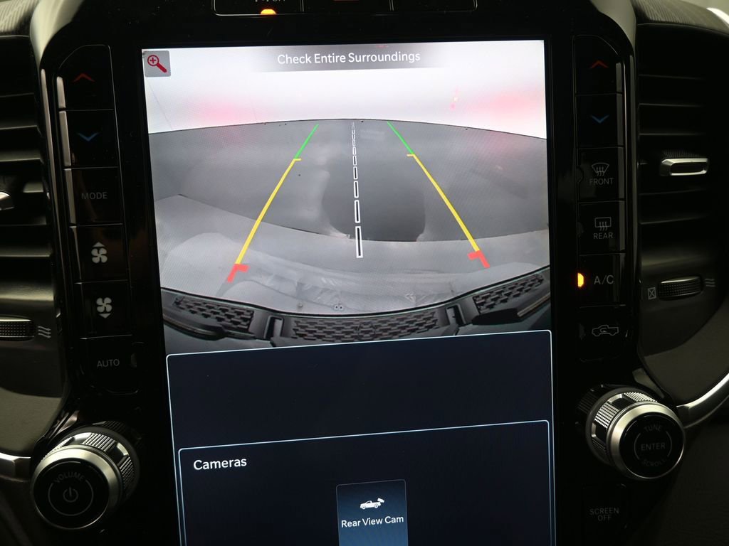New 2026 RAM 1500 4x4 Crew Cab image 6