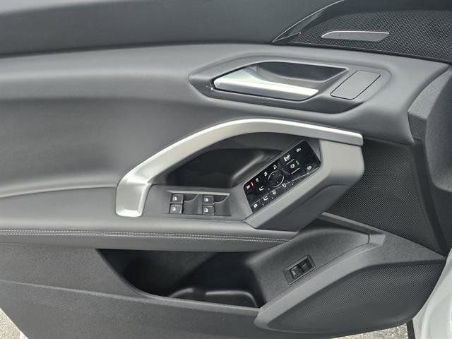 Used 2025 Audi Q5 Premium Plus w/ Premium Plus image 26