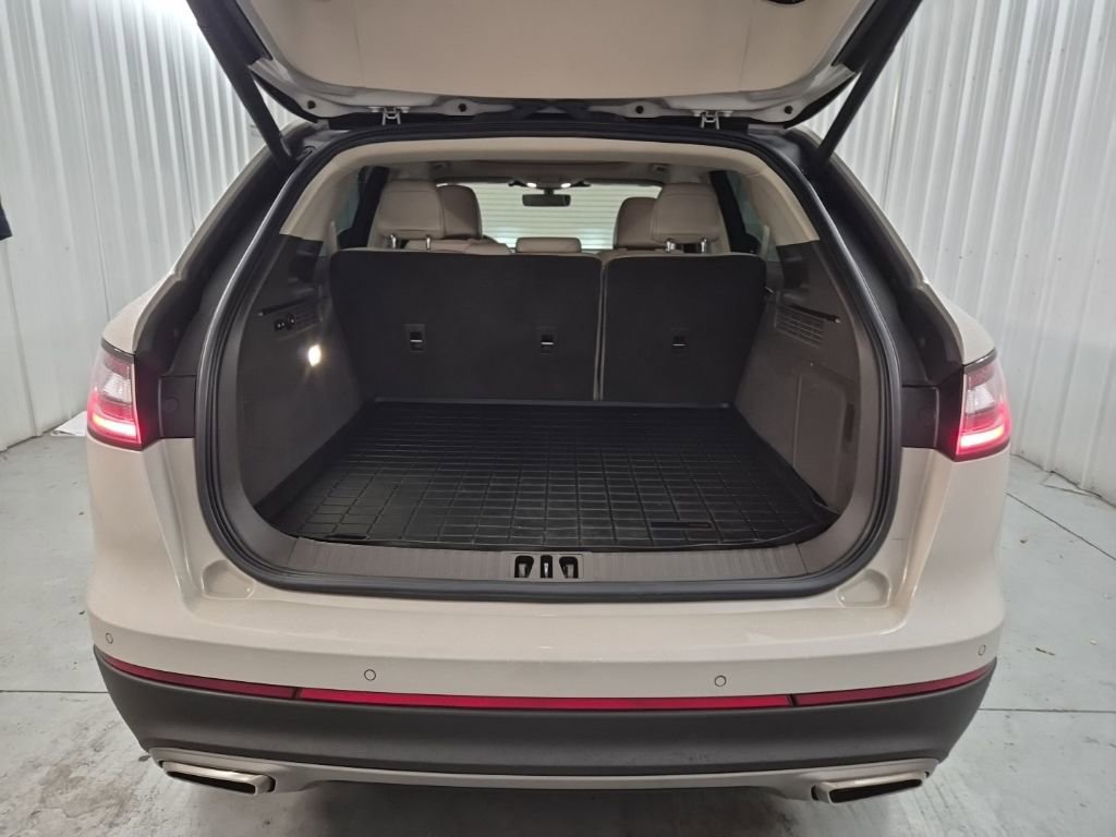 Used 2022 Lincoln Nautilus Reserve w/ Equipment Group 201A image 23