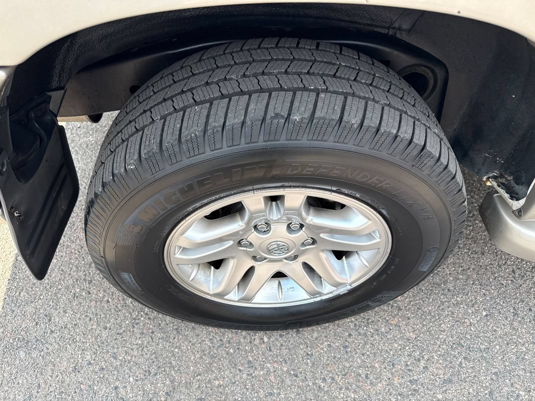 Used 2004 Toyota Sequoia SR5 AWD/4WD image 13