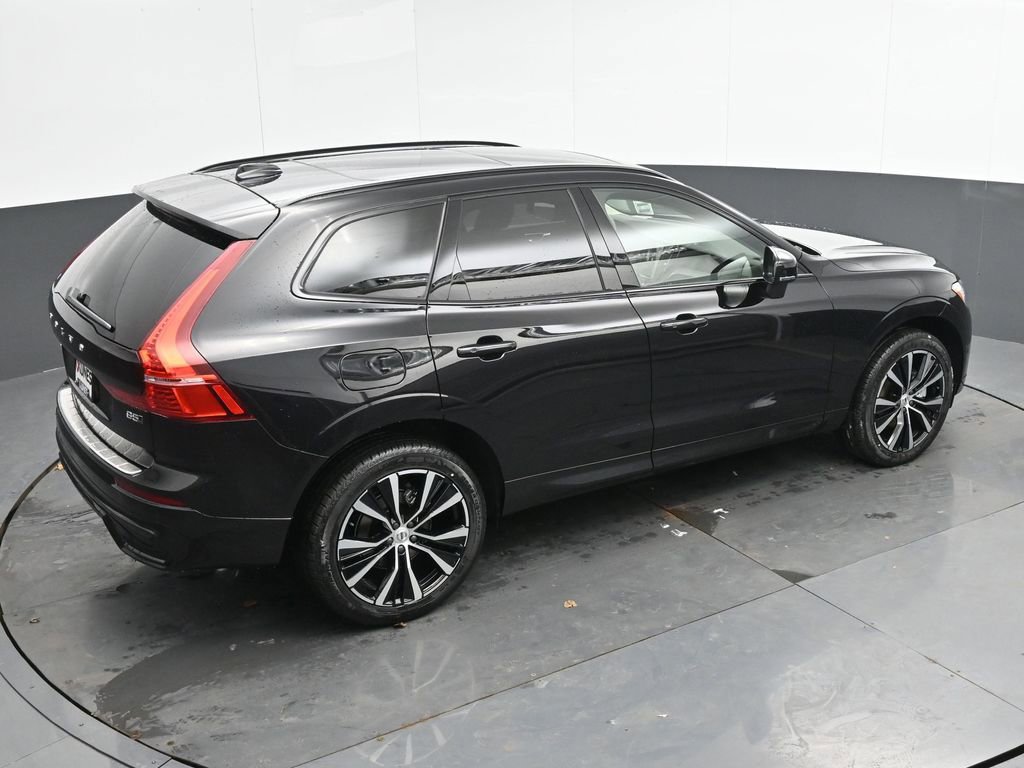 New 2025 Volvo XC60 B5 Plus w/ Protection Package Premier image 34