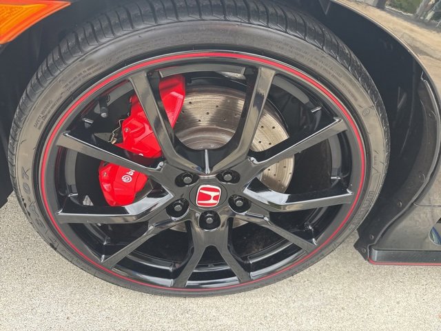 Used 2019 Honda Civic Type R image 16