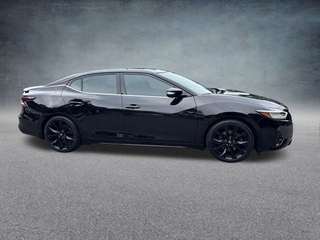 Used 2023 Nissan Maxima SR w/ Sport Mat Group image 4