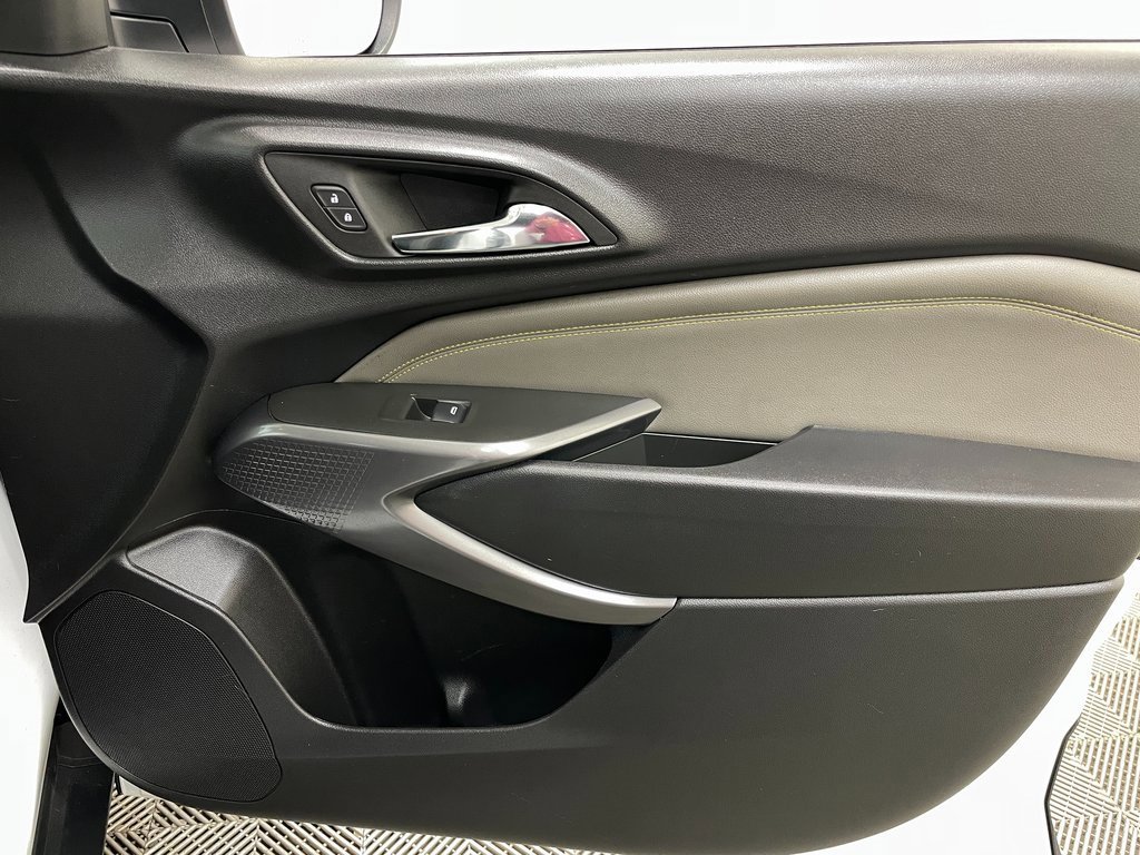 Certified 2024 Chevrolet Trax ACTIV image 37