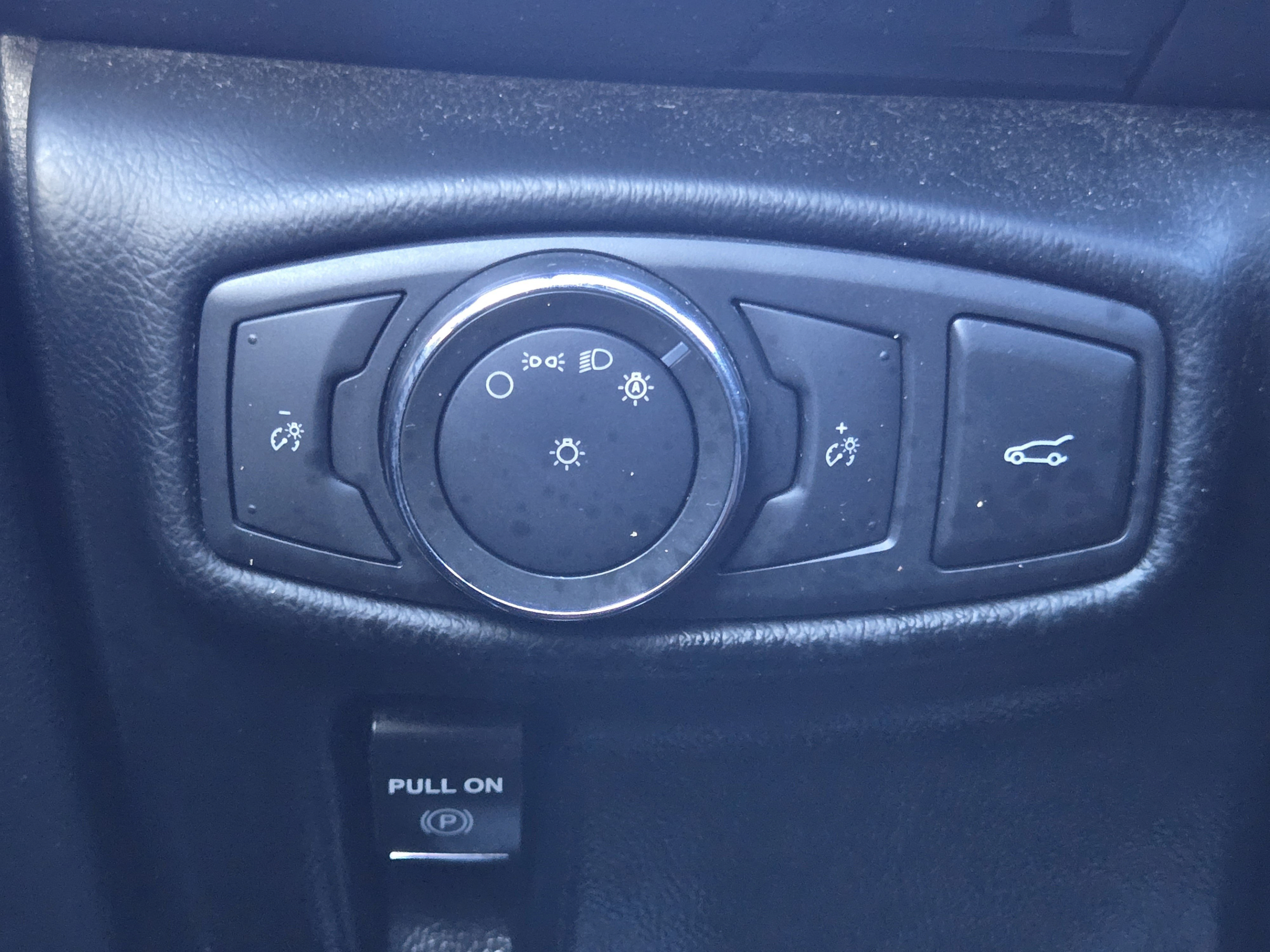 Used 2018 Lincoln MKX Select w/ Select Plus Package FWD image 20