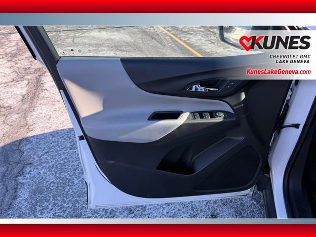 Used 2019 Chevrolet Equinox LS image 12