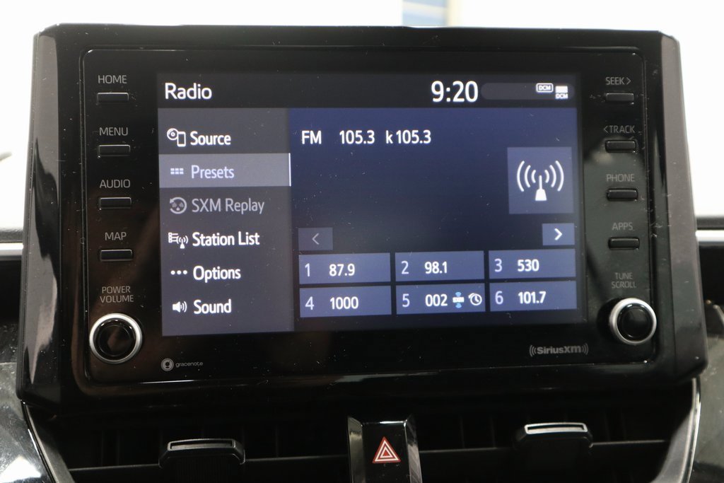 Used 2022 Toyota Corolla LE image 2