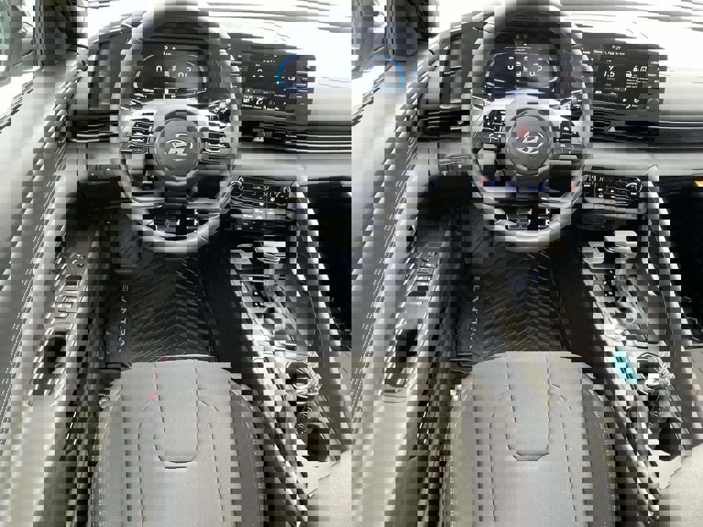 New 2026 Hyundai Elantra Sport image 11