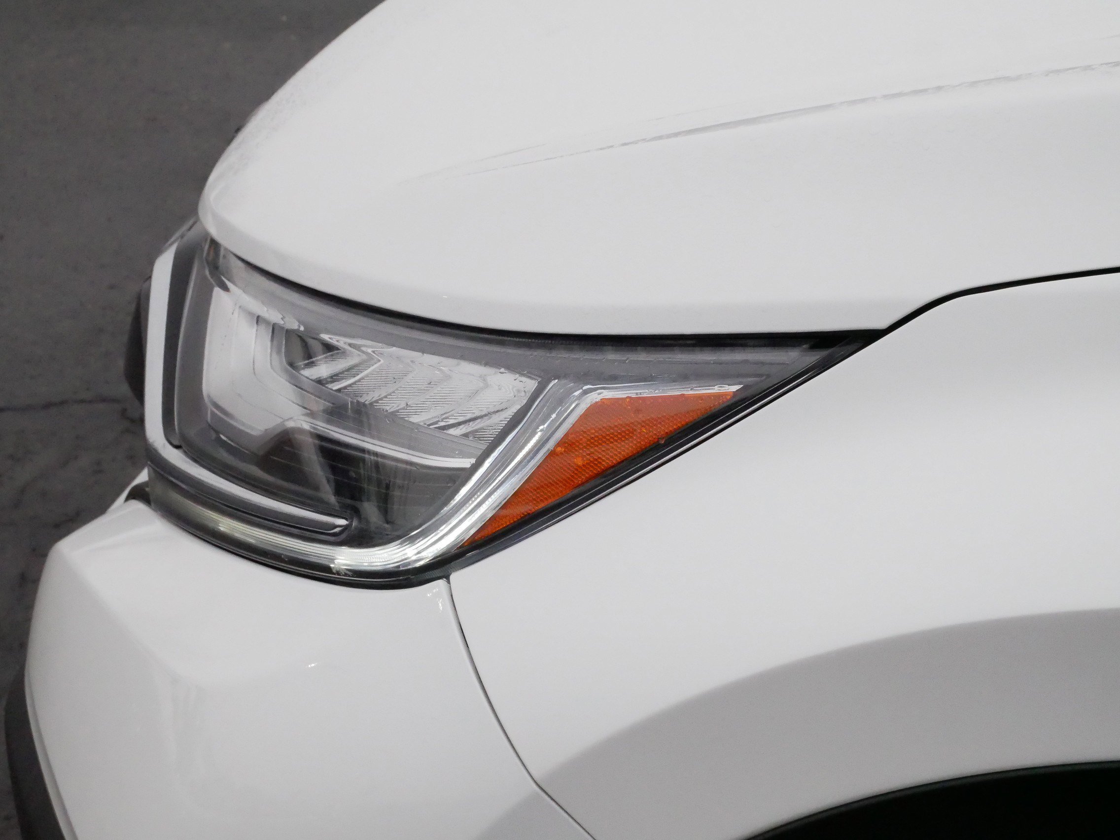 Used 2022 Honda CR-V Touring image 16