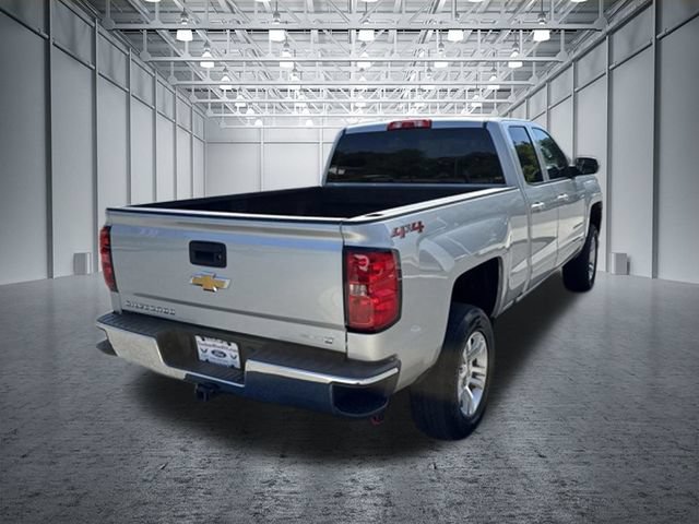 Used 2018 Chevrolet Silverado 1500 LT w/ All Star Edition AWD/4WD image 7