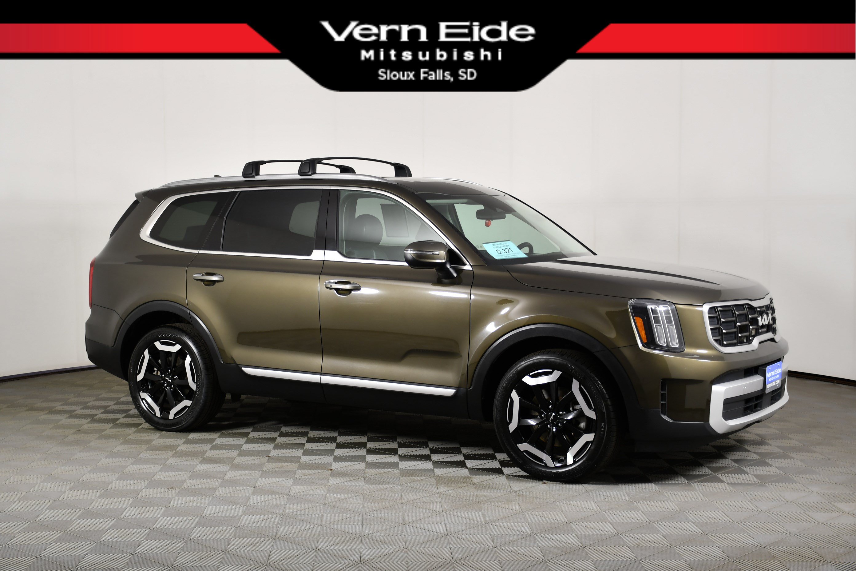 Used 2025 Kia Telluride S