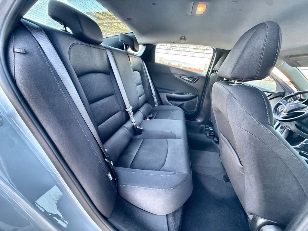 Used 2025 Chevrolet Malibu RS image 25