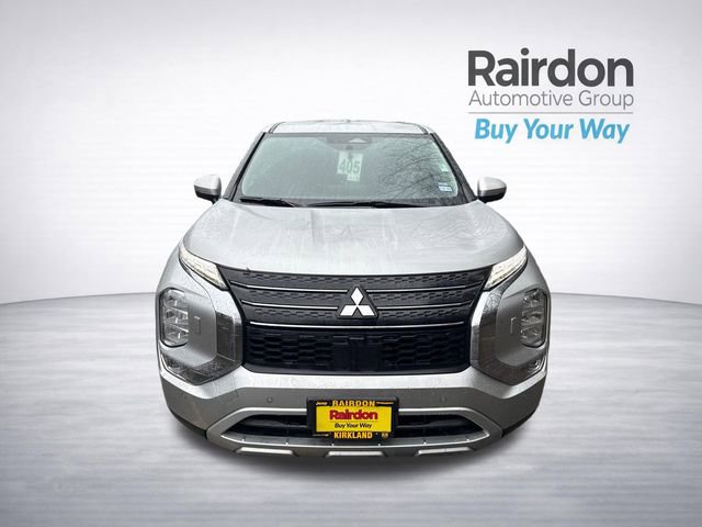 Used 2024 Mitsubishi Outlander SE image 35