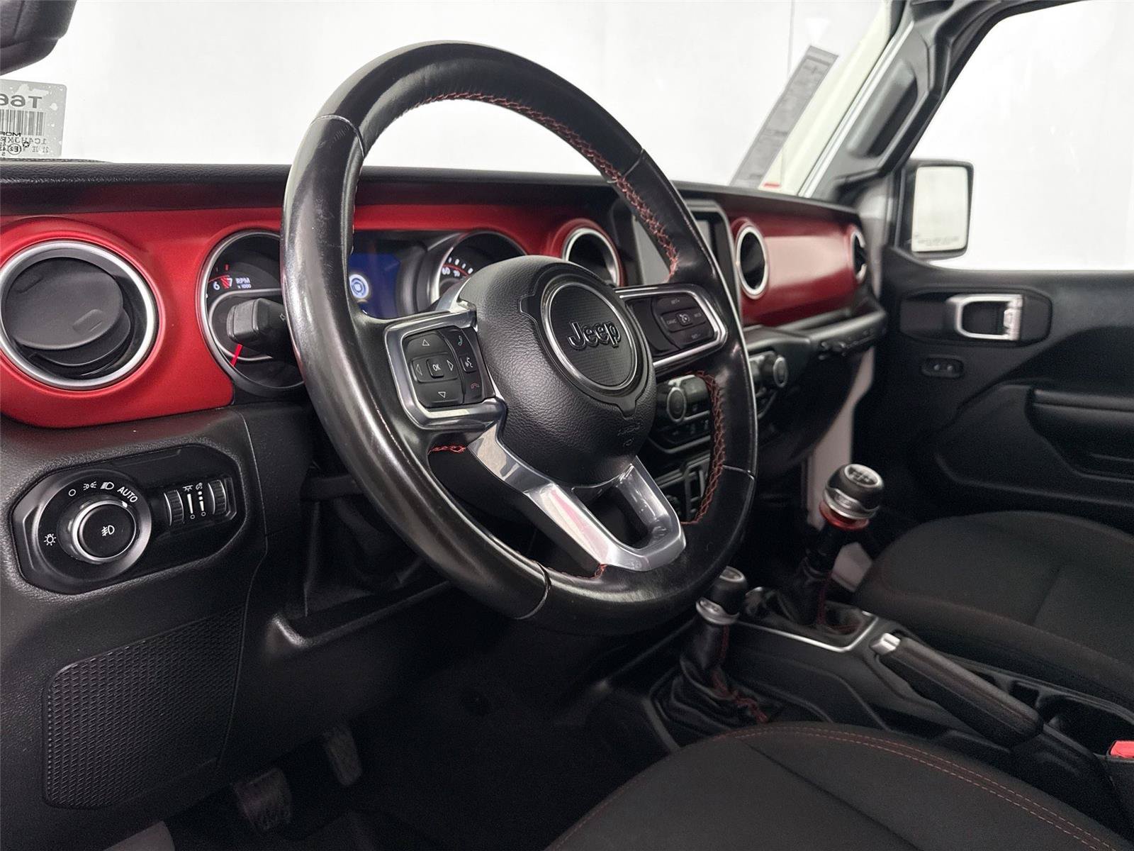 Used 2021 Jeep Wrangler Unlimited Rubicon AWD/4WD image 4