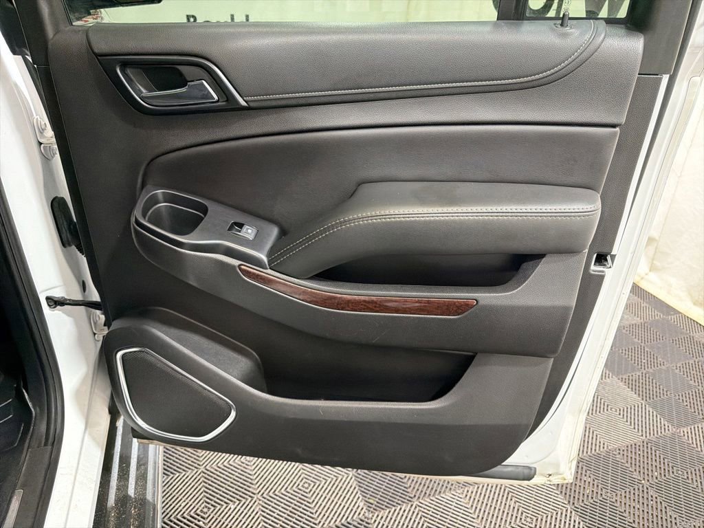 Used 2020 GMC Yukon XL SLT AWD/4WD image 14
