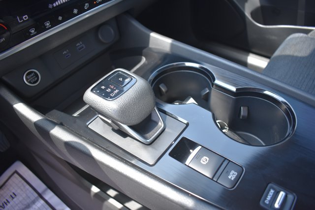Used 2023 Nissan Rogue SV FWD image 27