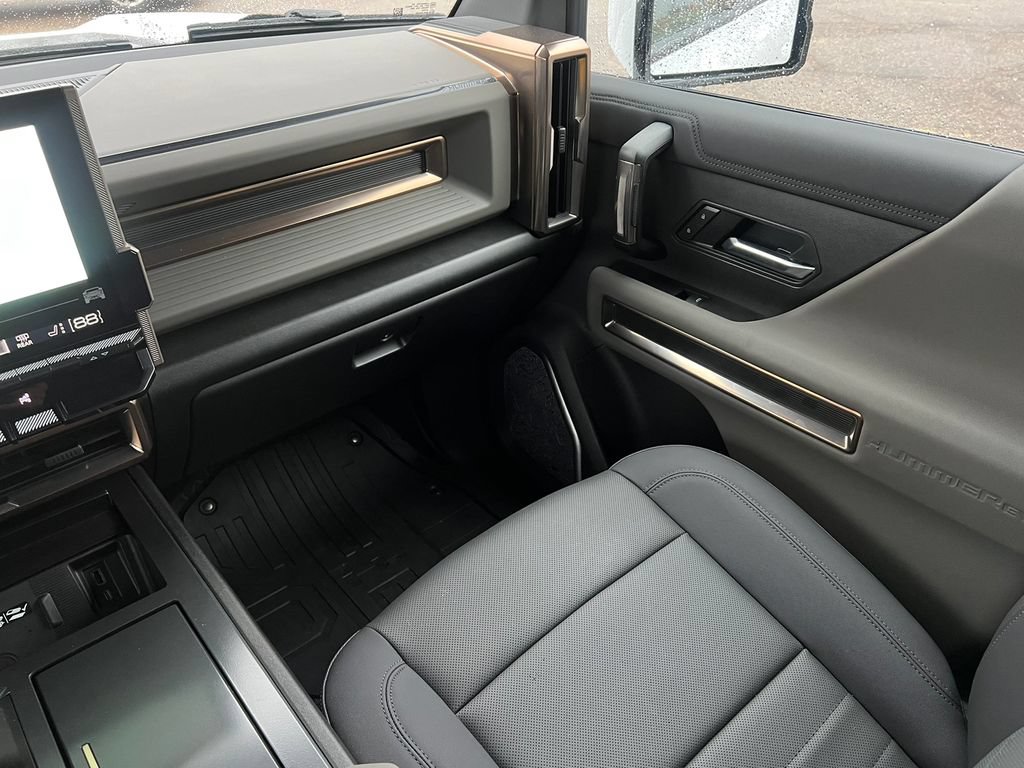 New 2025 GMC Hummer EV 2X AWD/4WD image 32