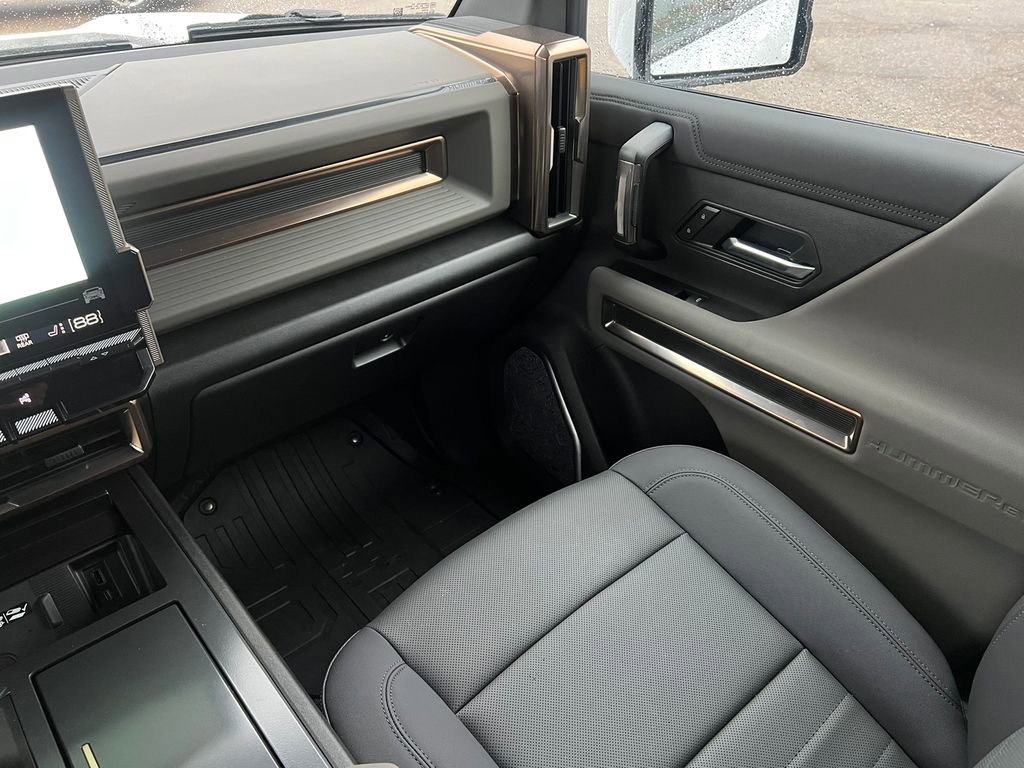 New 2025 GMC Hummer EV 2X AWD/4WD image 32