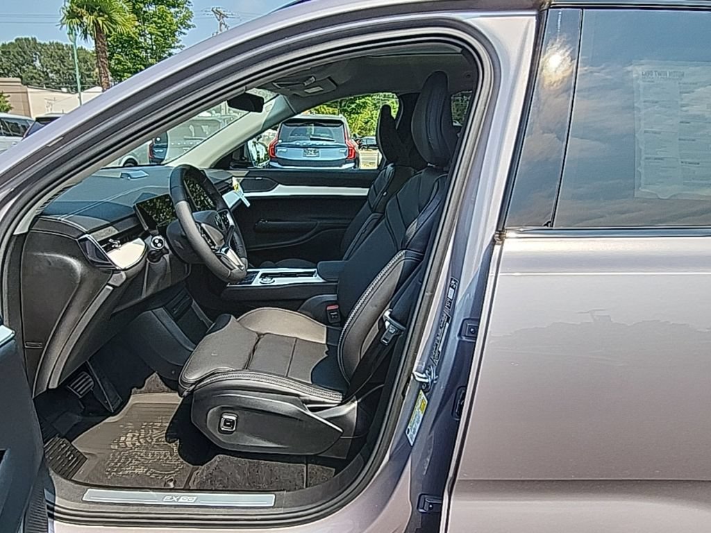 New 2026 Volvo EX90 Ultra AWD/4WD image 8
