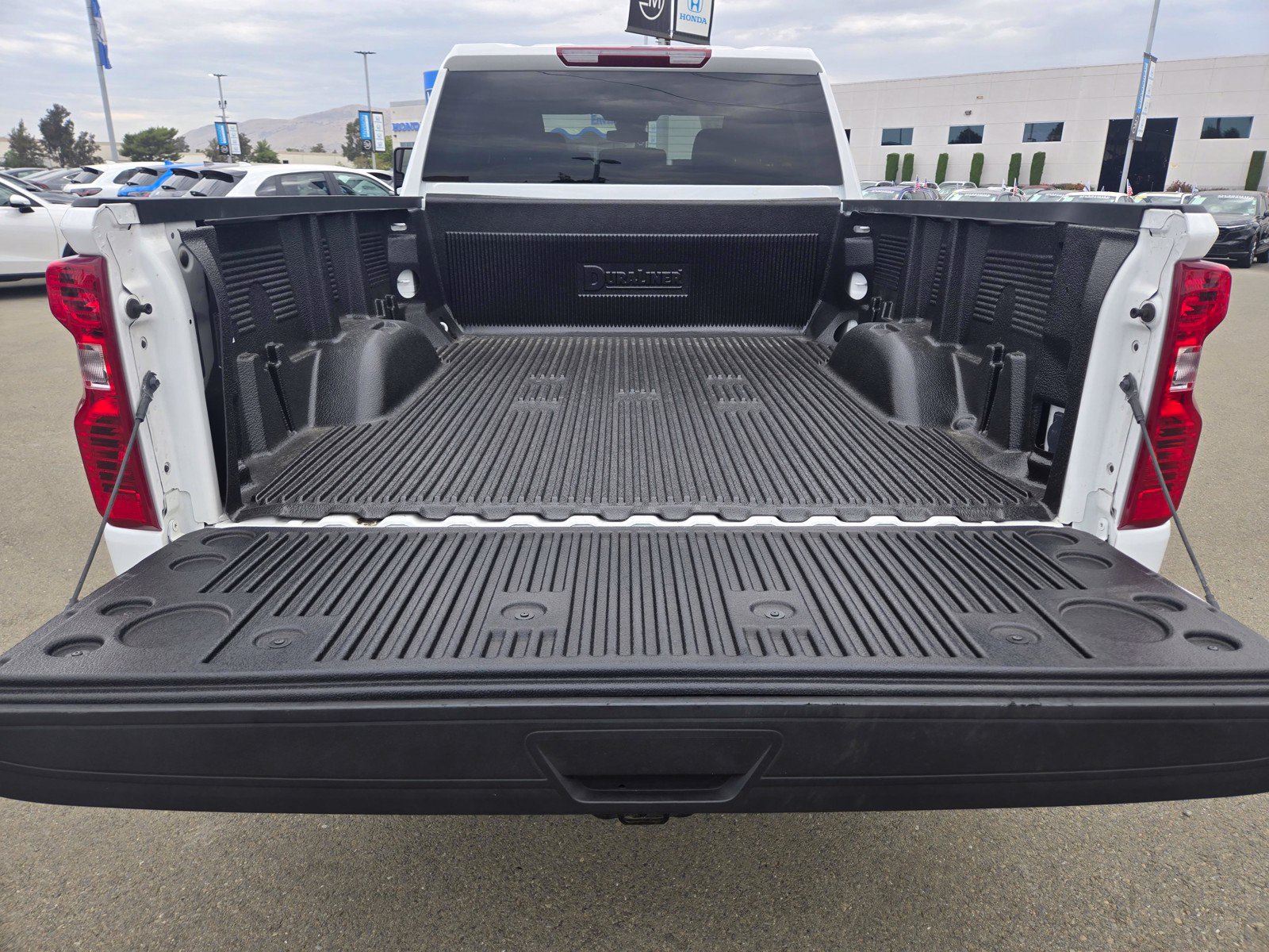 Used 2025 Chevrolet Silverado 2500 LT w/ Convenience Package AWD/4WD image 10