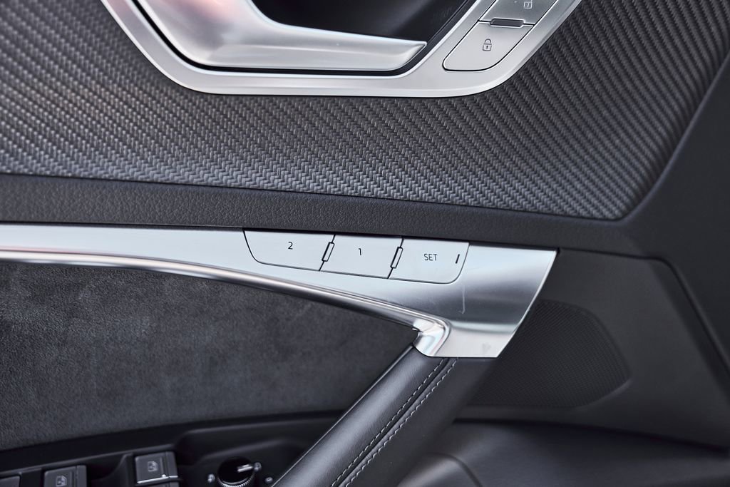 Used 2022 Audi RS 6 image 41