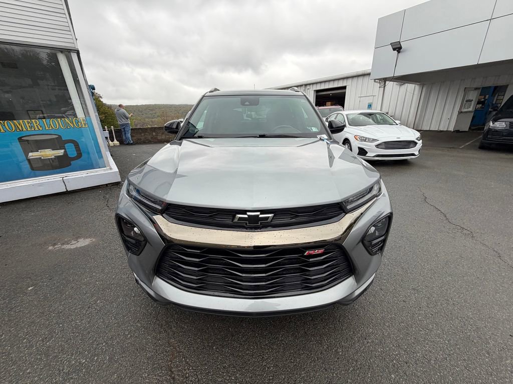 Used 2023 Chevrolet TrailBlazer RS FWD image 8