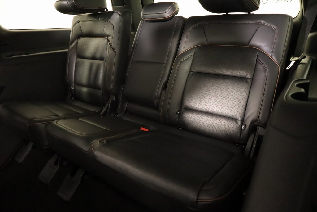 New 2025 Lincoln Navigator L Black Label image 13