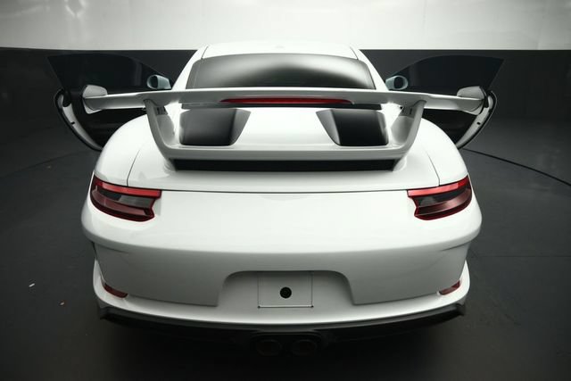Used 2018 Porsche 911 GT3 RWD image 59