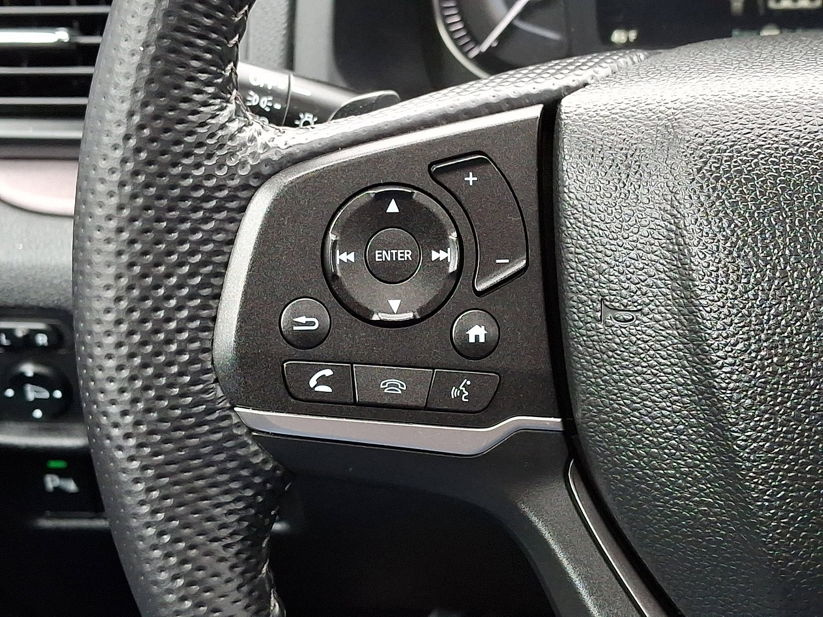 Used 2023 Honda Passport EX-L image 21