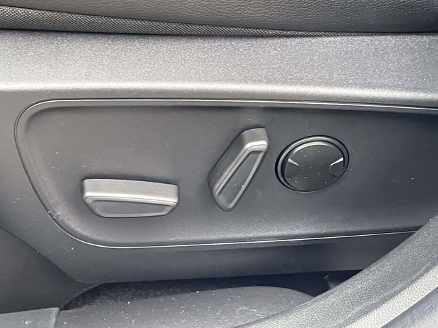 New 2026 Ford Escape Platinum w/ Premium Technology Package AWD/4WD image 18