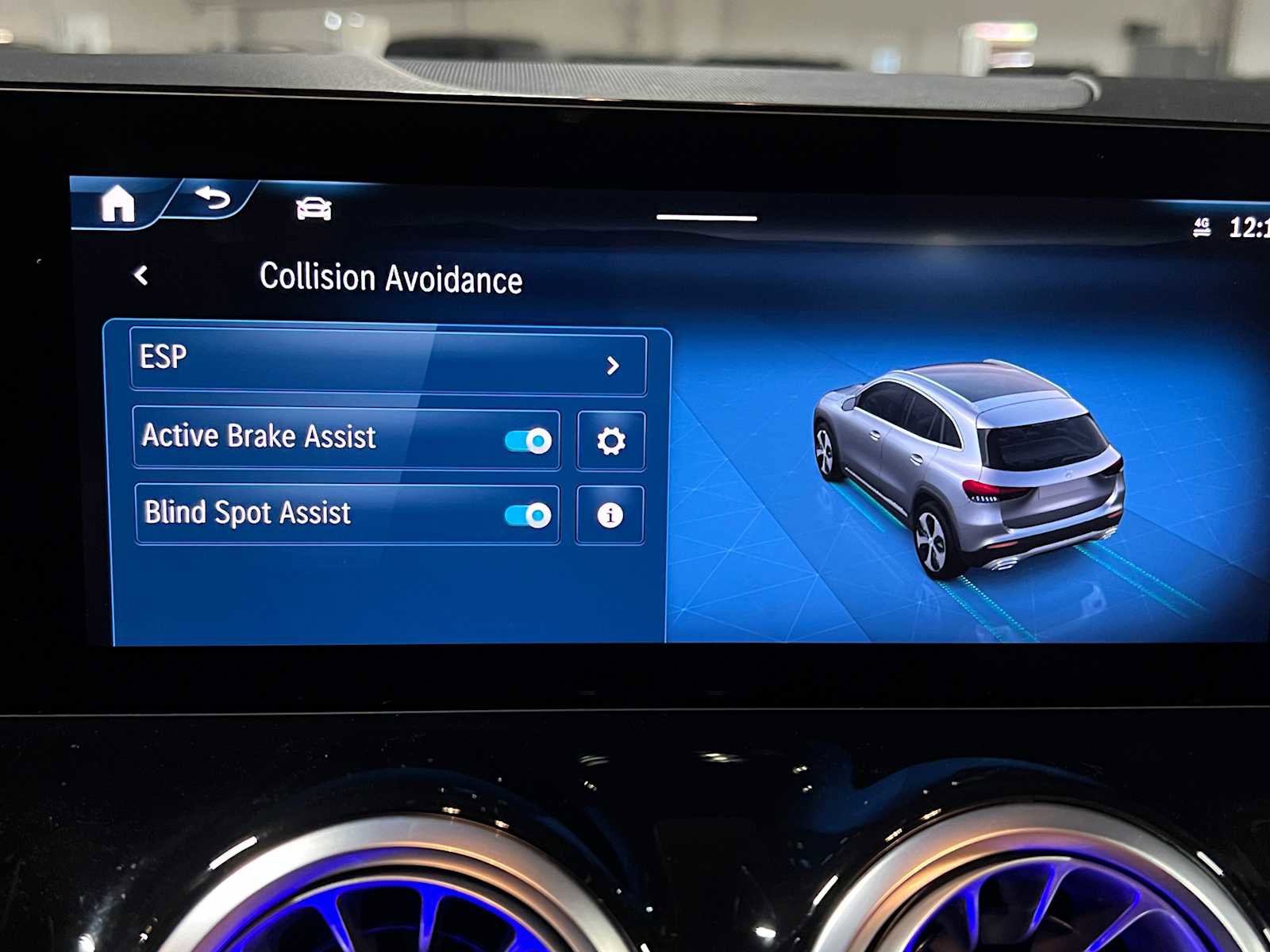 Certified 2025 Mercedes-Benz GLA 250 4MATIC image 32