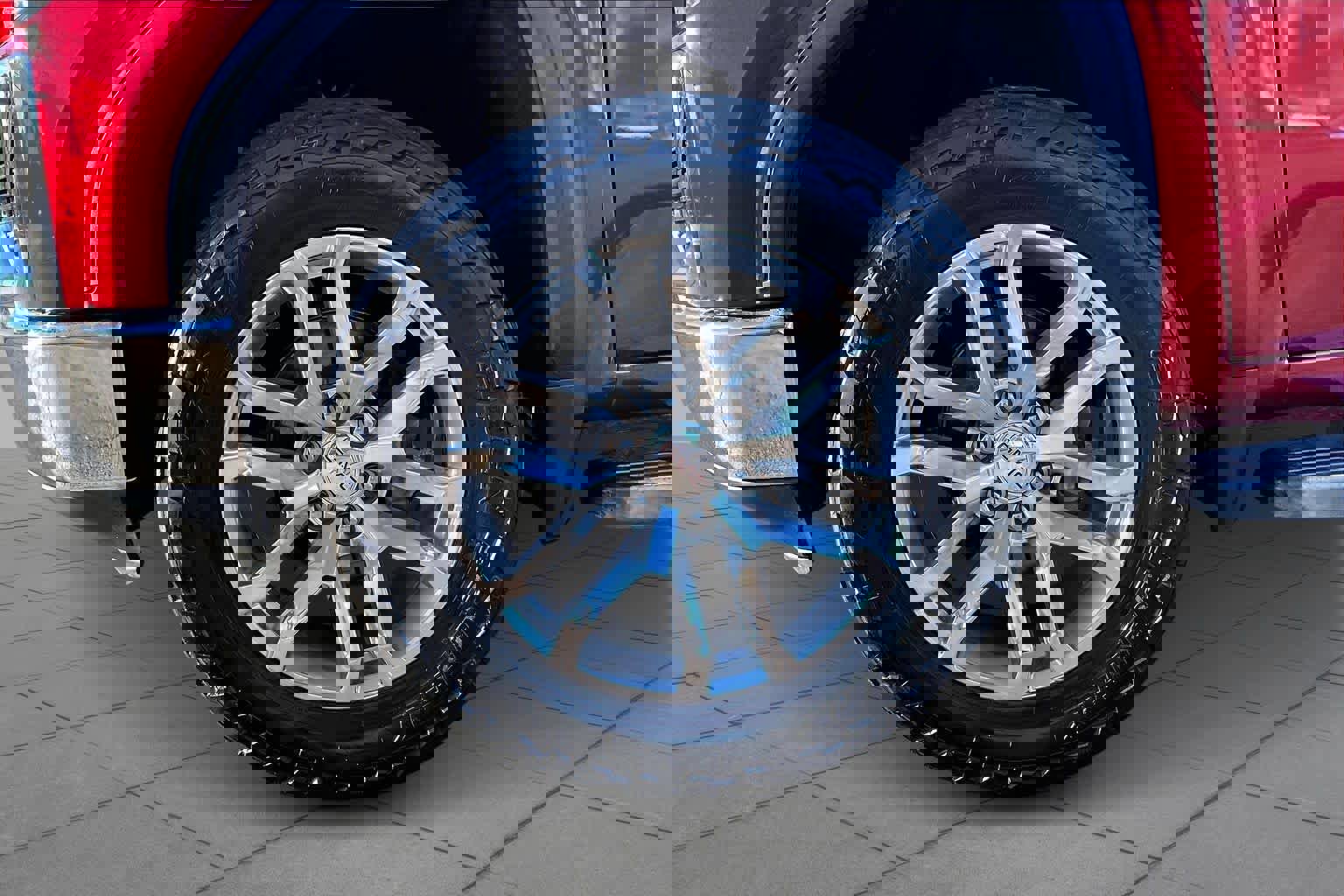 Used 2019 GMC Sierra 1500 SLT w/ SLT Premium Package image 10