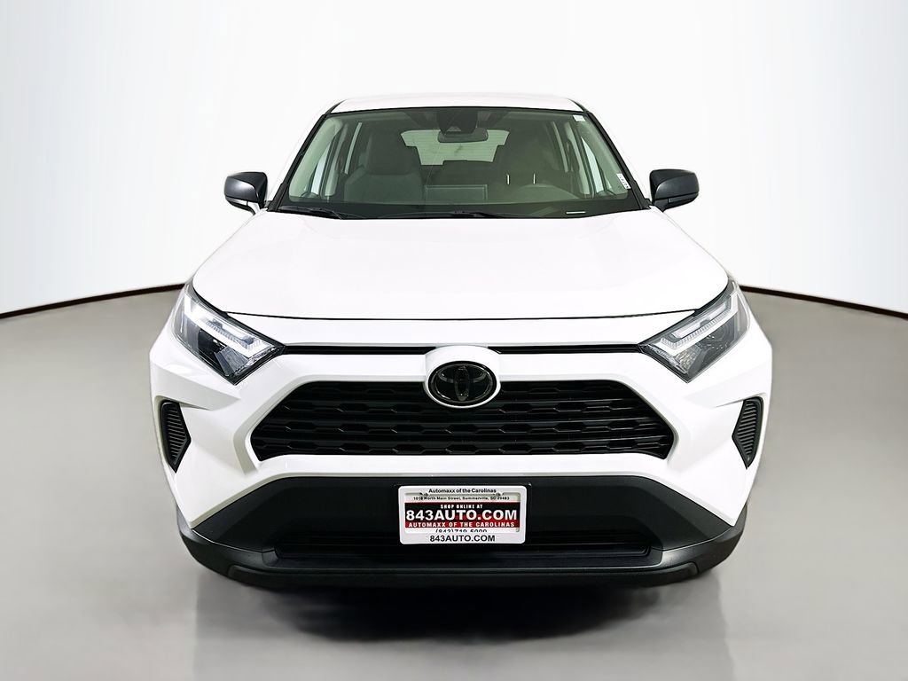 Used 2024 Toyota RAV4 LE video 2