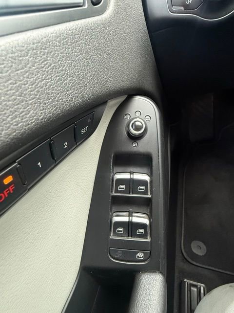 Used 2013 Audi A4 Premium Plus w/ Premium Plus Pkg AWD/4WD image 16