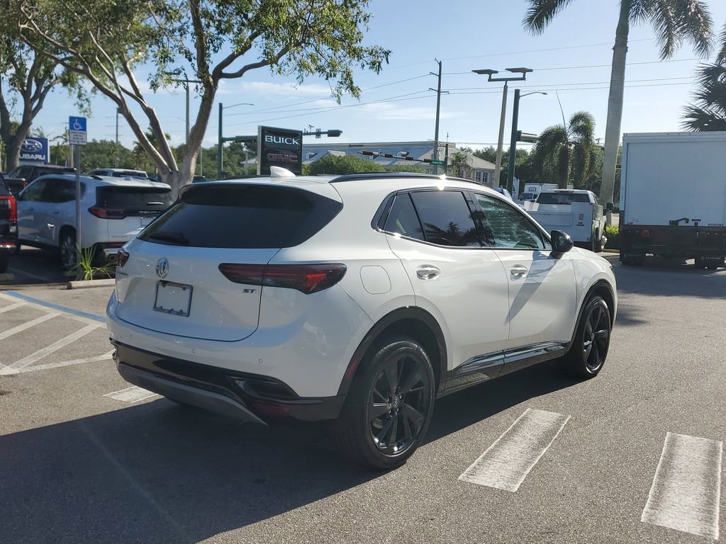 Certified 2023 Buick Envision Essence w/ Sport Touring Package image 5