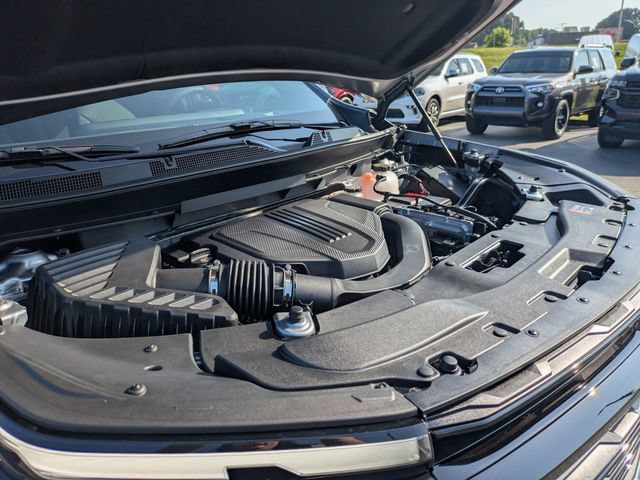 New 2026 Chevrolet Traverse LT w/ Midnight/Sport Edition FWD image 40