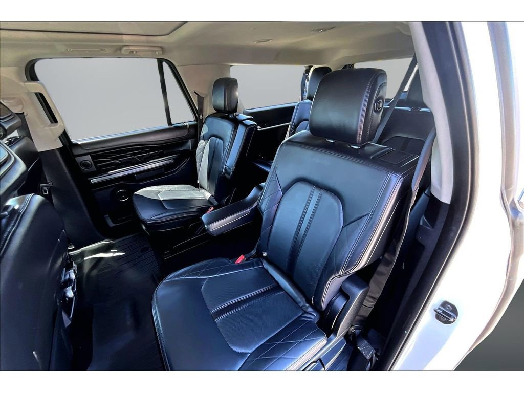 Used 2020 Ford Expedition Max Platinum AWD/4WD image 19