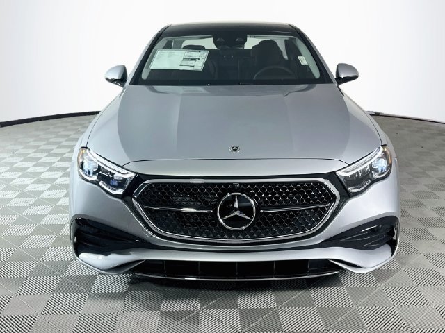 New 2027 Mercedes-Benz E 450 4MATIC Sedan image 2