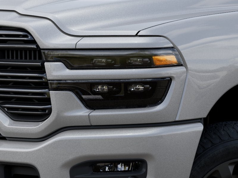 New 2026 RAM 2500 Laramie AWD/4WD image 39