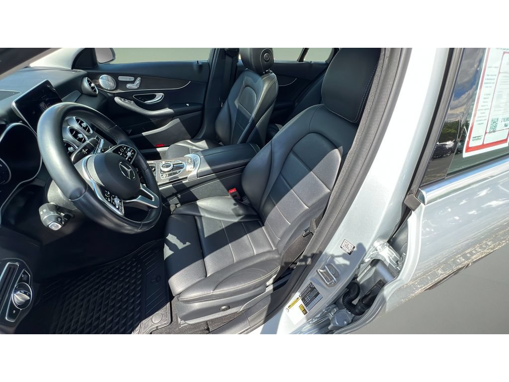 Used 2020 Mercedes-Benz C 300 4MATIC Sedan image 24