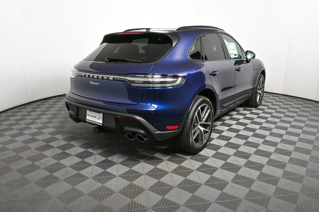 Certified 2026 Porsche Macan image 29