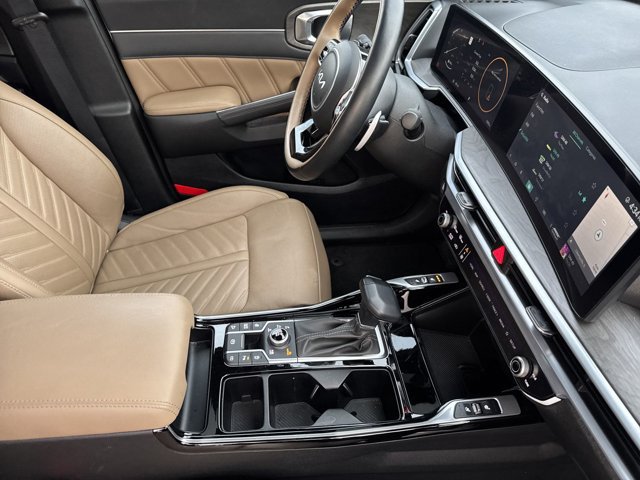 New 2025 Kia Sorento SX Prestige w/ Olive Brown Leather Package AWD/4WD image 15