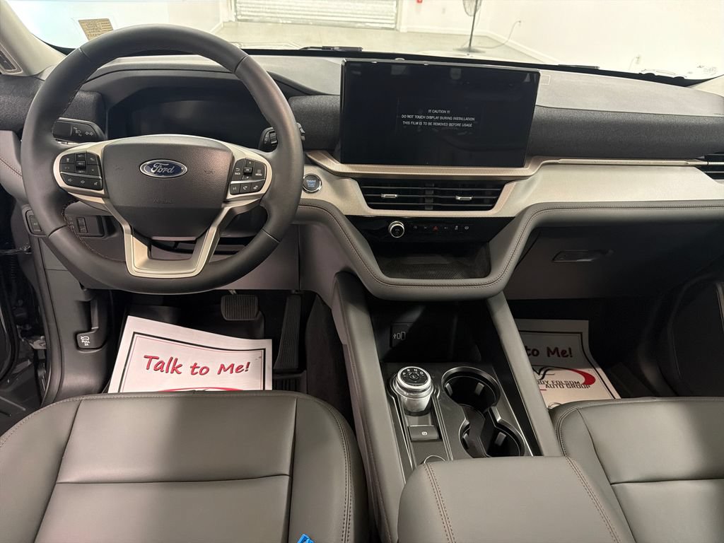 New 2026 Ford Explorer Active w/ Active Comfort Package RWD image 16