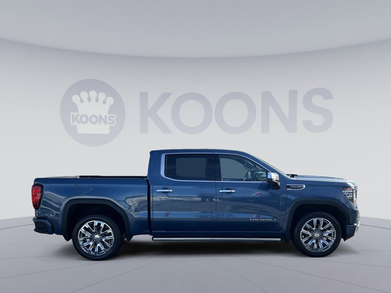 Used 2025 GMC Sierra 1500 Denali w/ Denali Reserve Package image 8