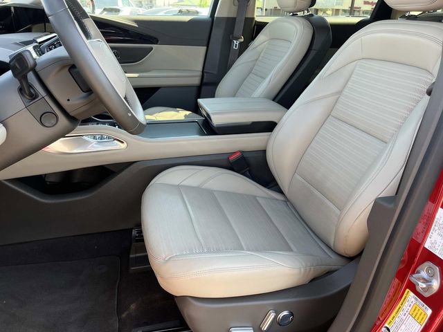 Used 2024 Lincoln Nautilus Reserve AWD/4WD image 22