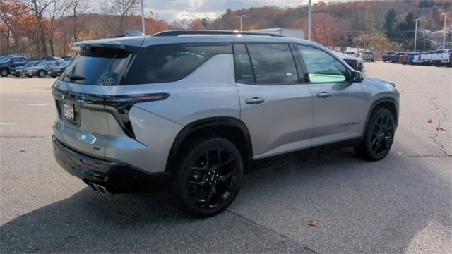 Certified 2024 Chevrolet Traverse RS w/ LPO, Floor Liner Package image 8