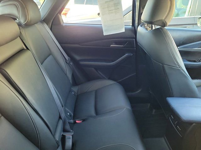 Used 2020 MAZDA CX-30 FWD w/ Select Package image 4